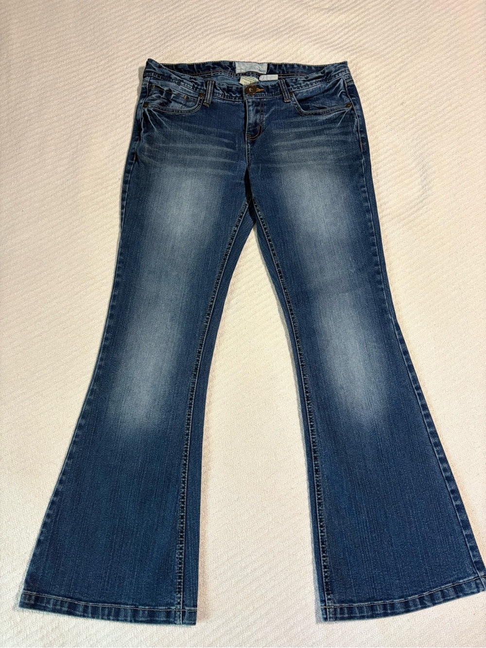 Maurices Medium Blue Molli Flare Low-Rise Jeans Women’s 7/8 Short